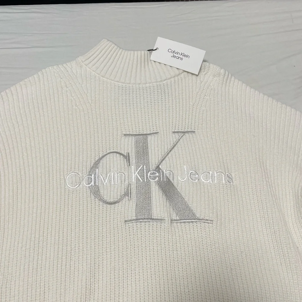 ☀️Host Pick 🌟 Calvin Klein Funnel Neck Jumper - Picture 5 of 8